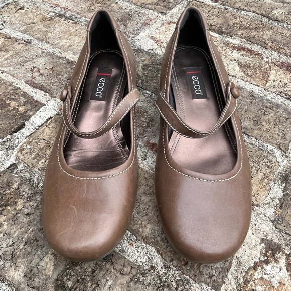 Ecco Mary Janes Flats Brown/Taupe Leather Slip On Comfort Women's Size 38 - Picture 2 of 12